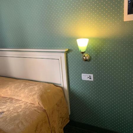 Locanda Ruga Rialto Wenecja Zewnętrze zdjęcie