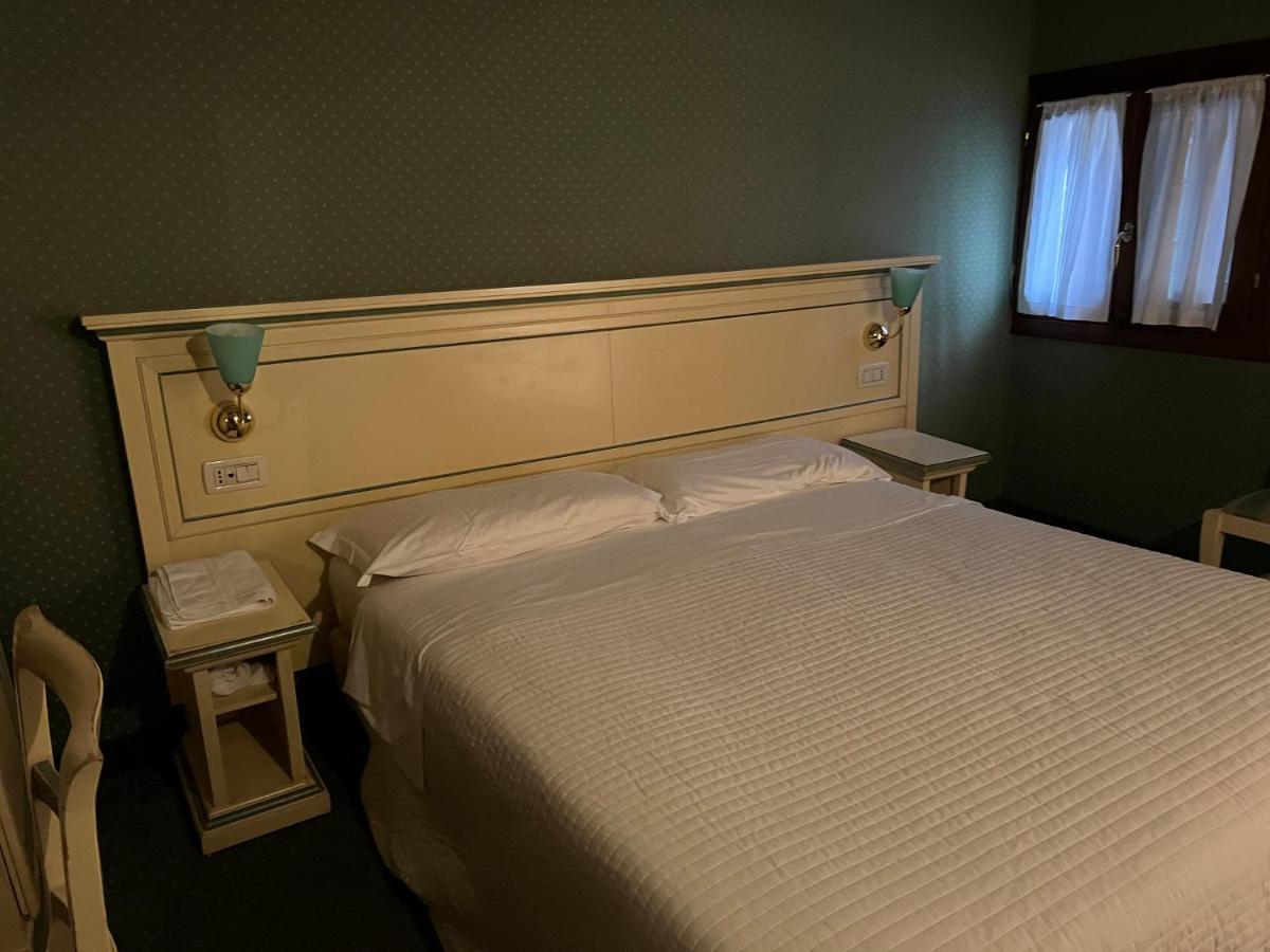 Locanda Ruga Rialto Wenecja Zewnętrze zdjęcie
