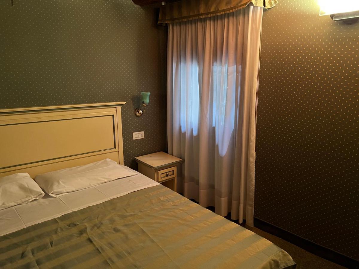 Locanda Ruga Rialto Wenecja Zewnętrze zdjęcie