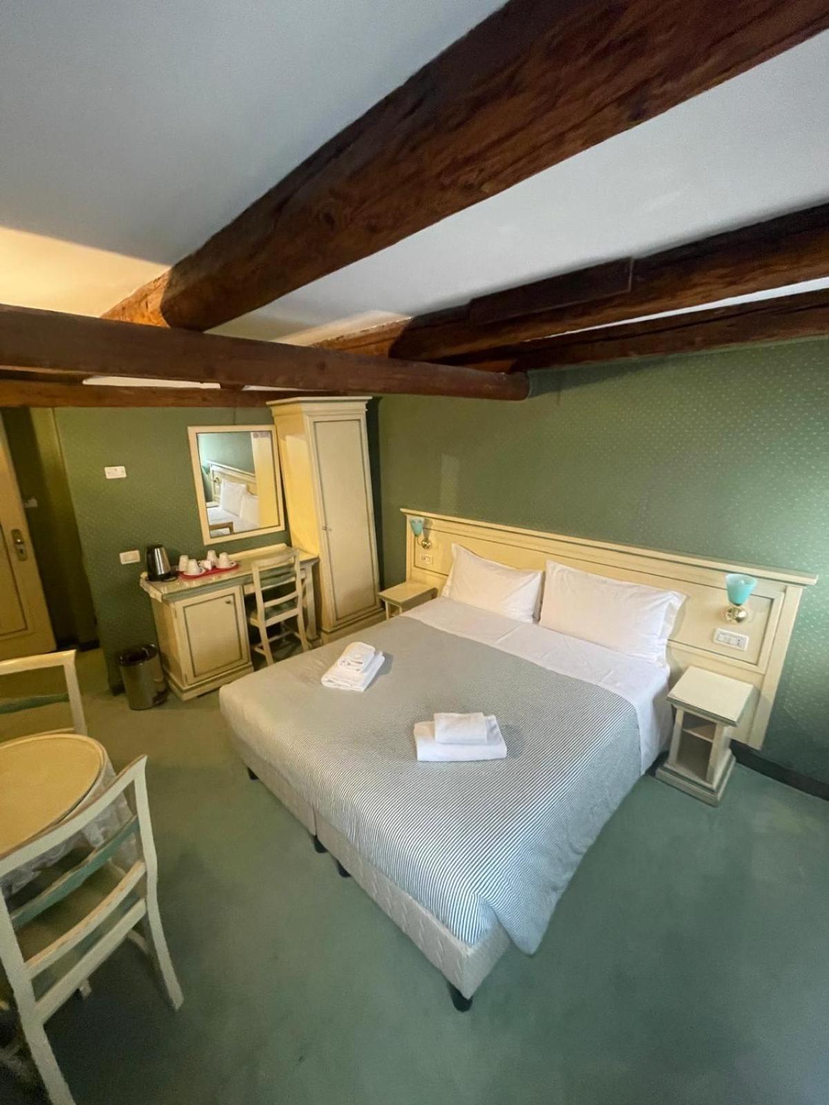 Locanda Ruga Rialto Wenecja Zewnętrze zdjęcie