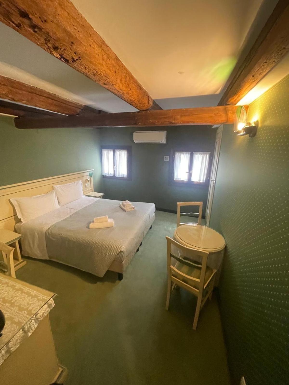 Locanda Ruga Rialto Wenecja Zewnętrze zdjęcie