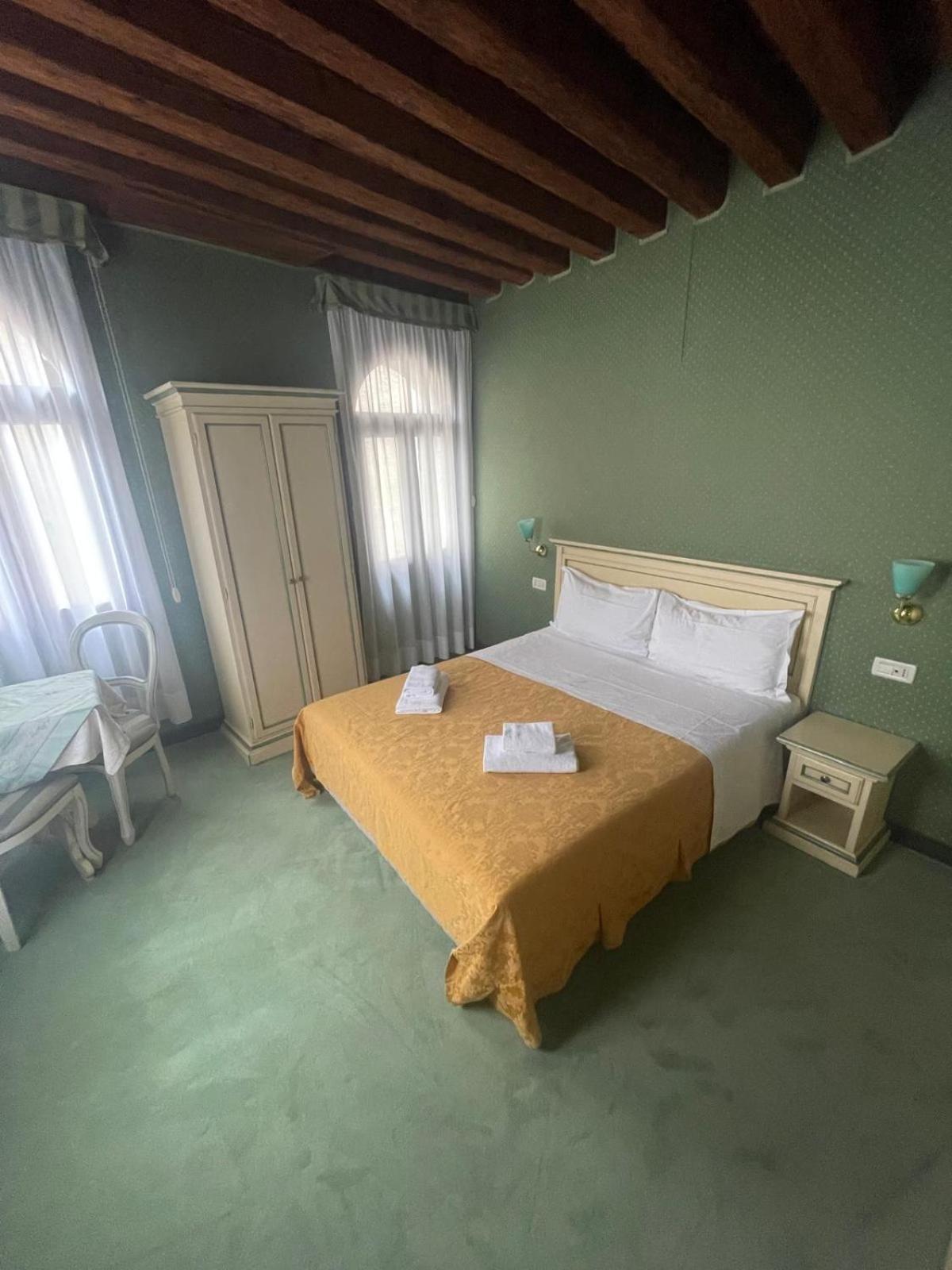 Locanda Ruga Rialto Wenecja Zewnętrze zdjęcie
