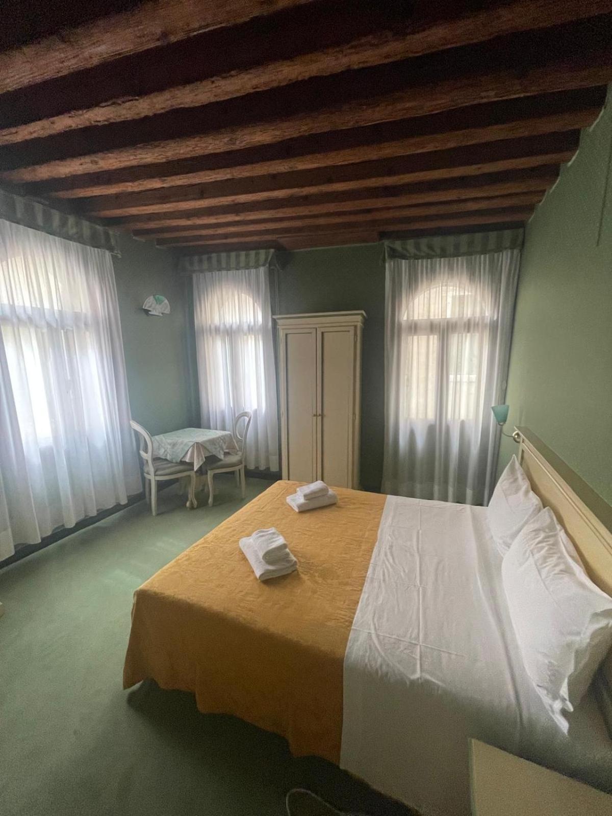 Locanda Ruga Rialto Wenecja Zewnętrze zdjęcie